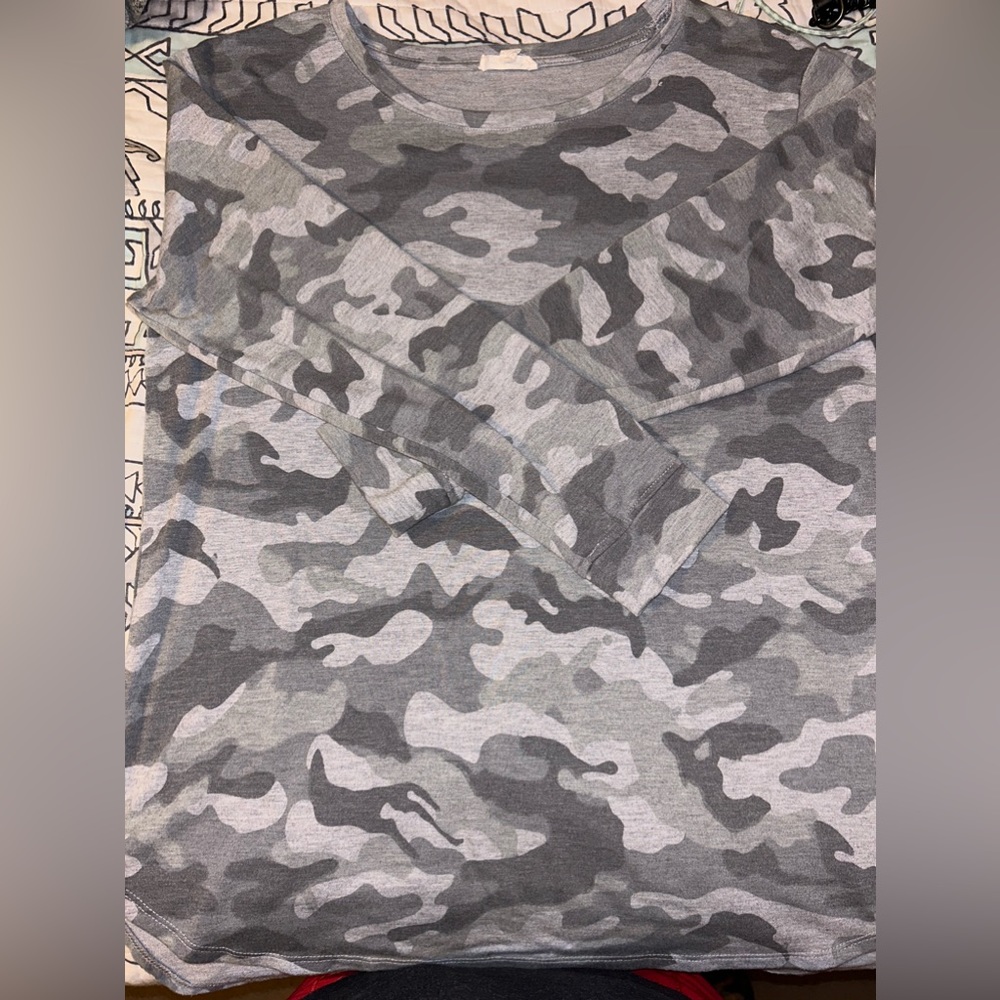 Camo Longsleeve Top